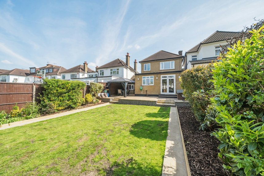 for sale rayners lane london 46170 - Gibbs Gillespie