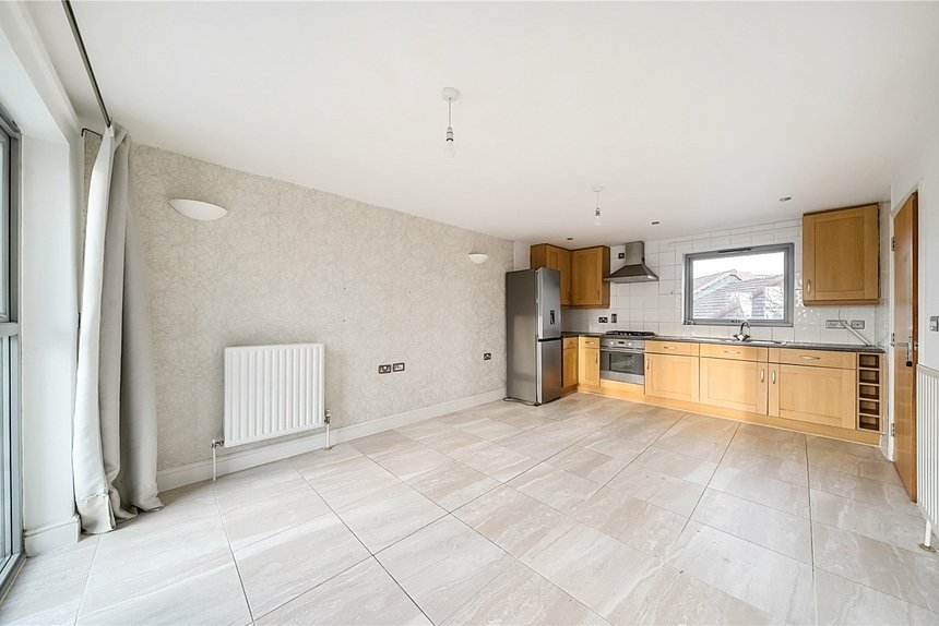 let rayners lane london 46174 - Gibbs Gillespie