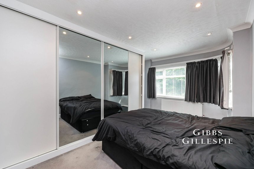 let agreed victoria road london 46209 - Gibbs Gillespie