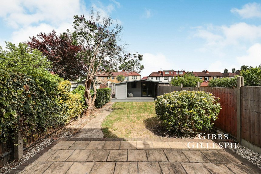 let agreed victoria road london 46209 - Gibbs Gillespie