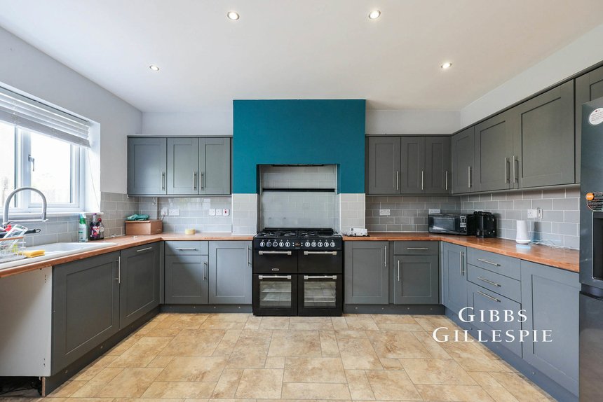 let agreed victoria road london 46209 - Gibbs Gillespie
