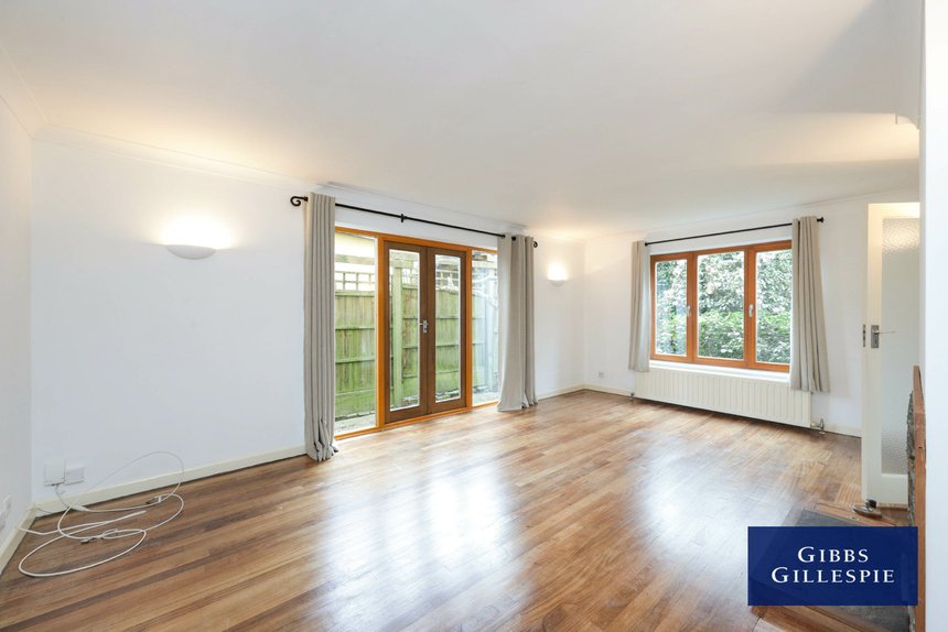 to let quickley rise london 46379 - Gibbs Gillespie