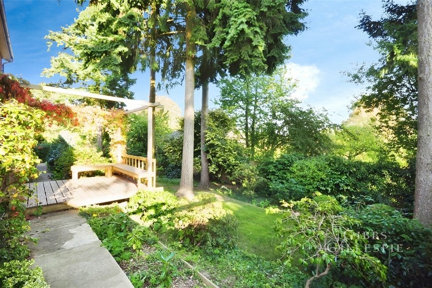 to let quickley rise london 46379 - Gibbs Gillespie