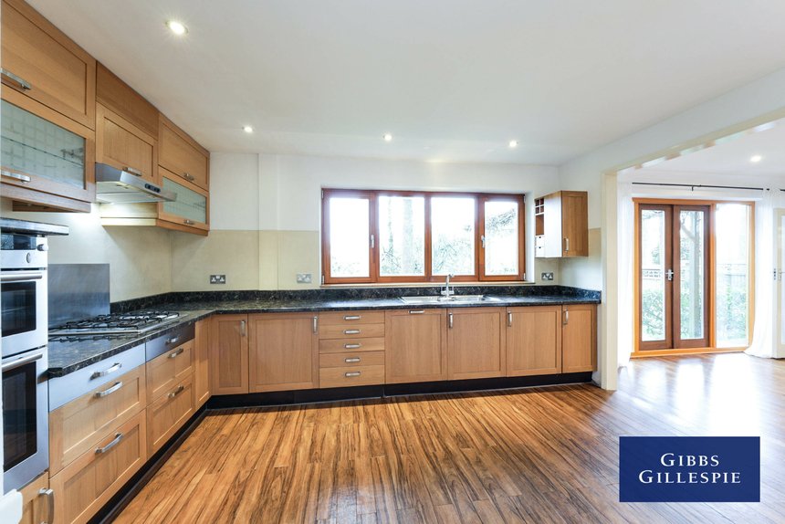 to let quickley rise london 46379 - Gibbs Gillespie