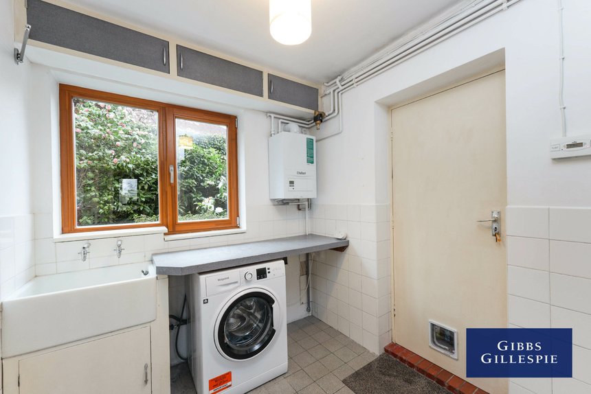 to let quickley rise london 46379 - Gibbs Gillespie