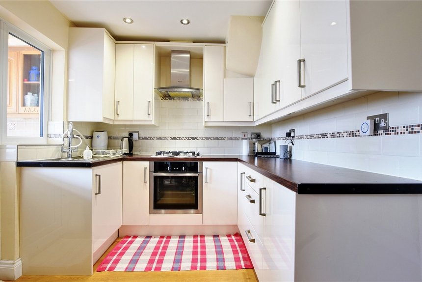 let agreed burleigh road london 46457 - Gibbs Gillespie