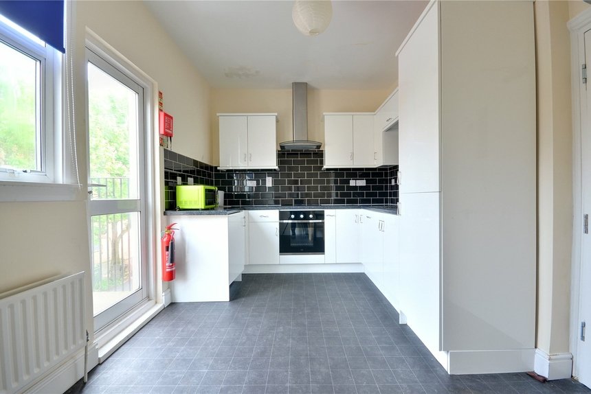 let high street london 46475 - Gibbs Gillespie