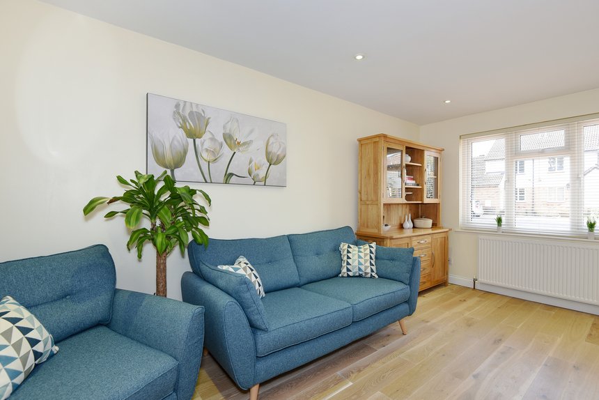 let athol way london 46485 - Gibbs Gillespie