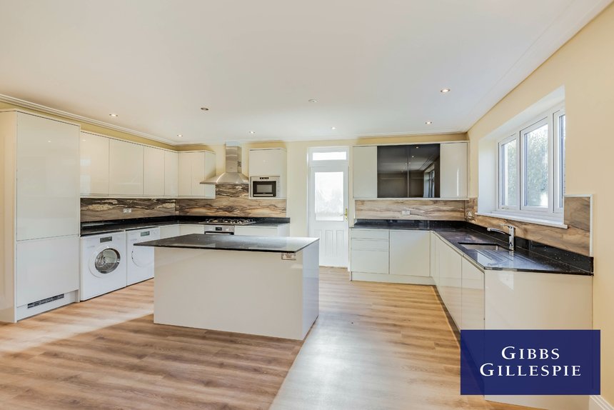 to let the fairway london 46547 - Gibbs Gillespie