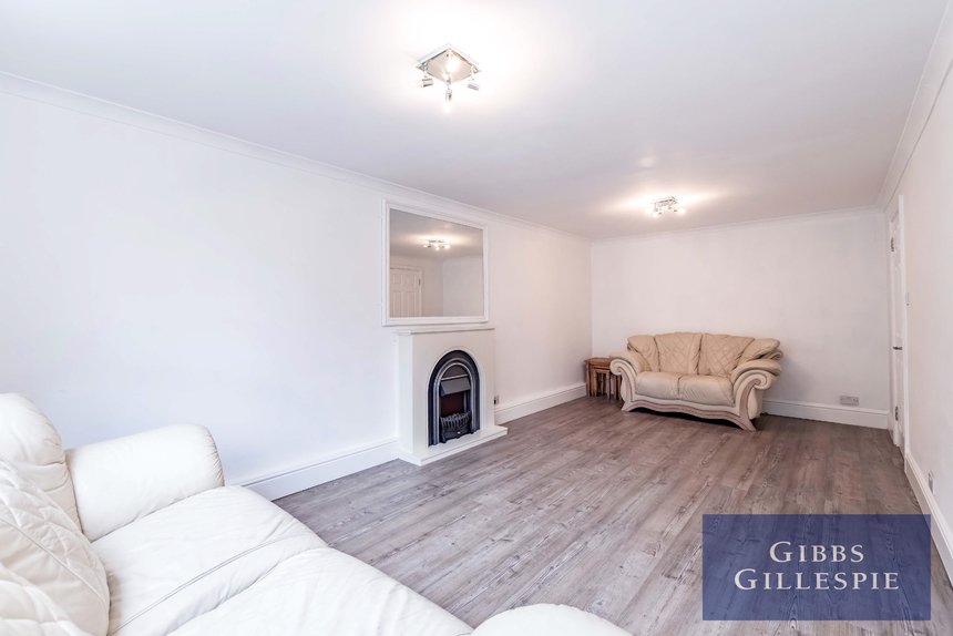 let thirlmere gardens london 46616 - Gibbs Gillespie