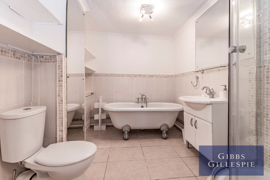 let thirlmere gardens london 46616 - Gibbs Gillespie