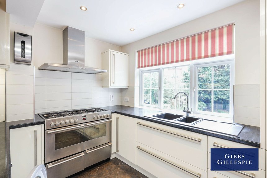 let agreed meadow road london 46713 - Gibbs Gillespie