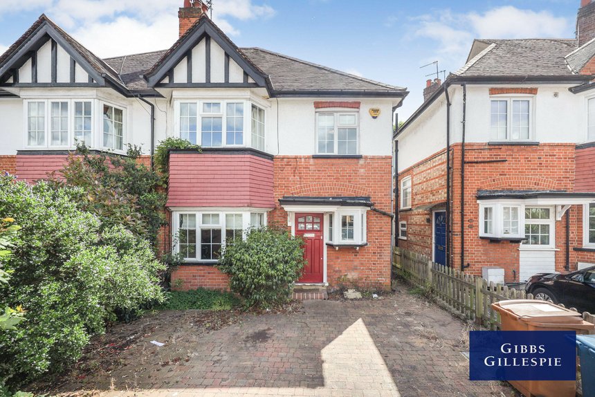 let agreed meadow road london 46713 - Gibbs Gillespie
