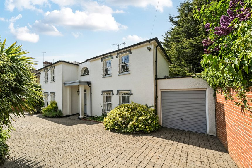 for sale woodhall drive london 46898 - Gibbs Gillespie