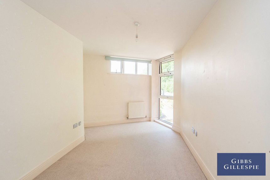 let agreed cloisters court london 46936 - Gibbs Gillespie