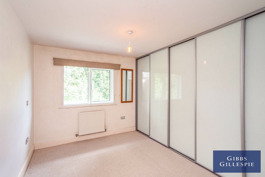 let agreed cloisters court london 46936 - Gibbs Gillespie