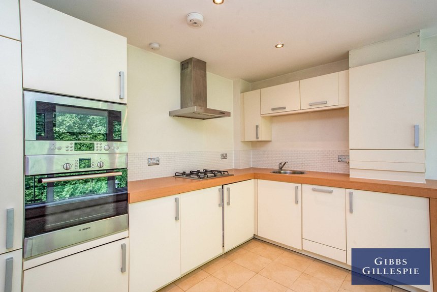 let agreed cloisters court london 46936 - Gibbs Gillespie