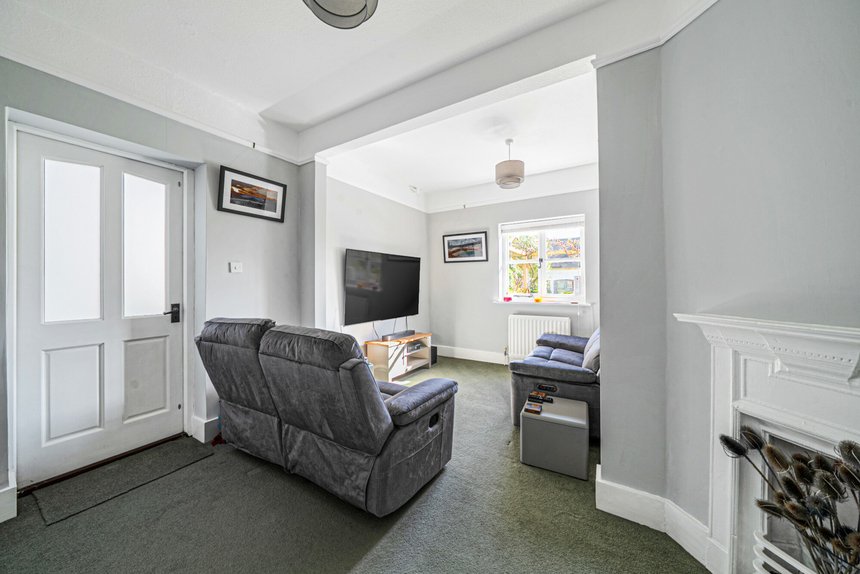 for sale field end road london 46958 - Gibbs Gillespie