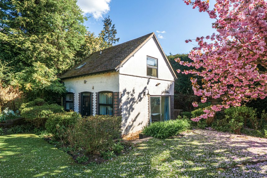 for sale field end road london 46958 - Gibbs Gillespie