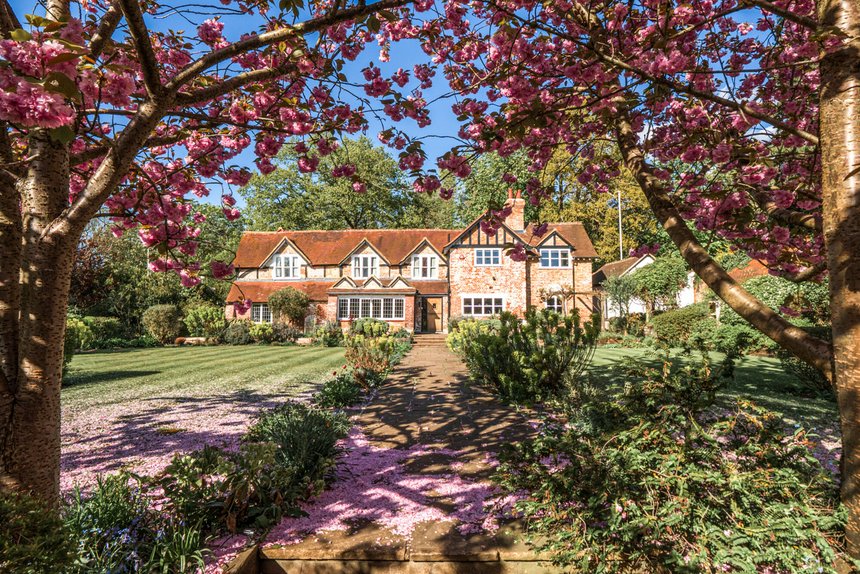 for sale field end road london 46958 - Gibbs Gillespie