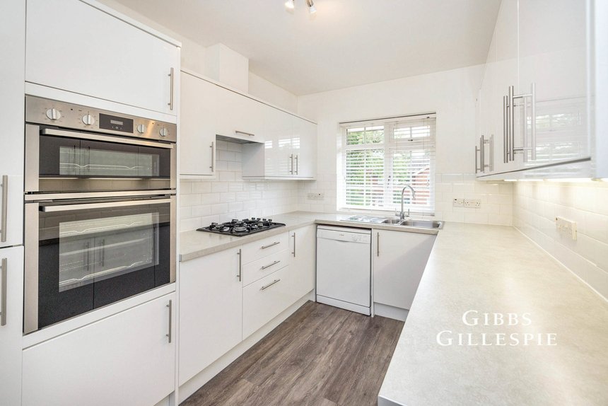 let eastbury avenue london 47023 - Gibbs Gillespie