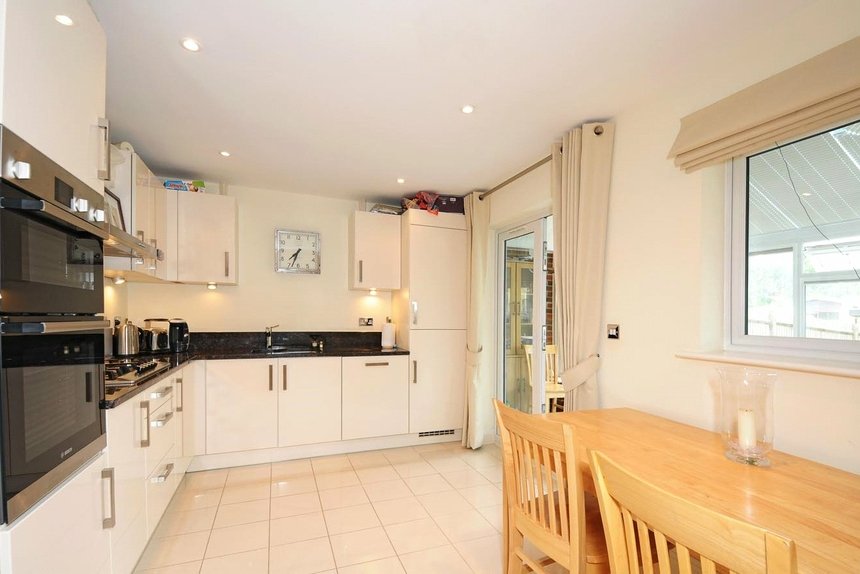 let agreed cyrus terrace london 47024 - Gibbs Gillespie
