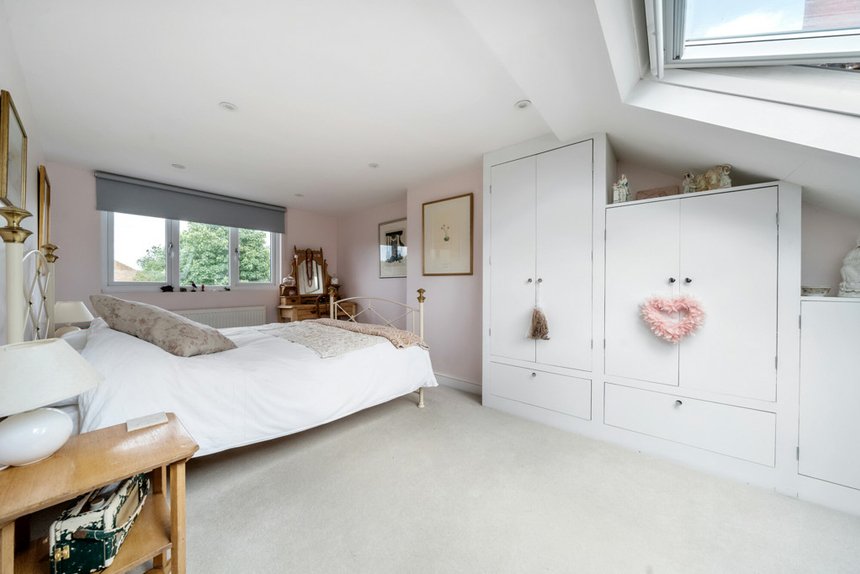 under offer church walk london 47034 - Gibbs Gillespie