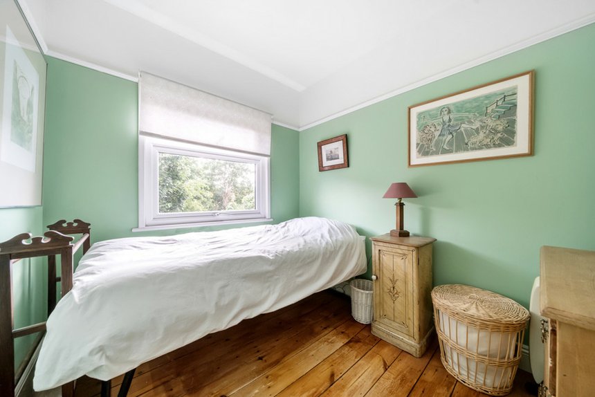 under offer church walk london 47034 - Gibbs Gillespie