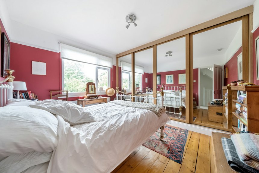 under offer church walk london 47034 - Gibbs Gillespie