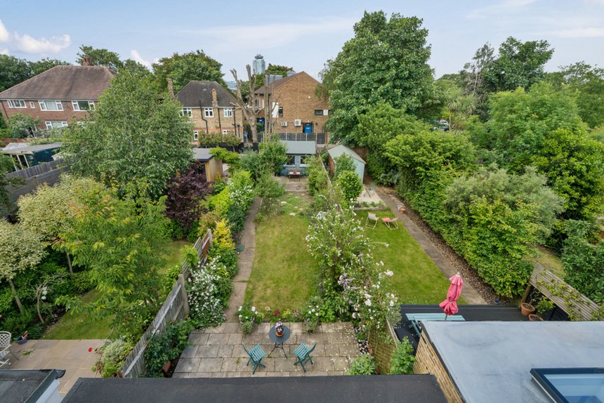 under offer church walk london 47034 - Gibbs Gillespie