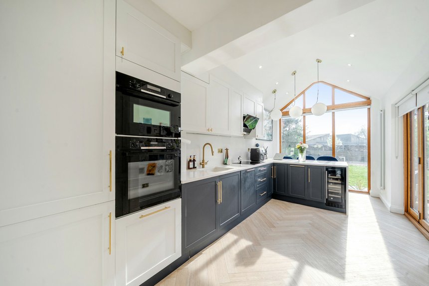 under offer the gardens london 47098 - Gibbs Gillespie