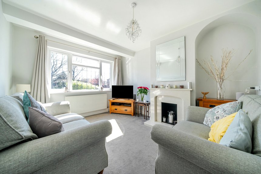 sold north way london 47118 - Gibbs Gillespie
