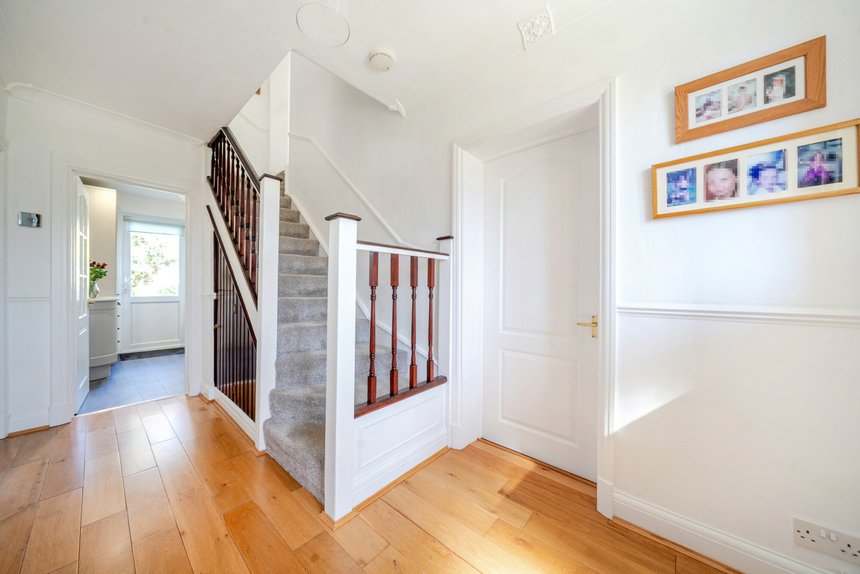 sold north way london 47118 - Gibbs Gillespie