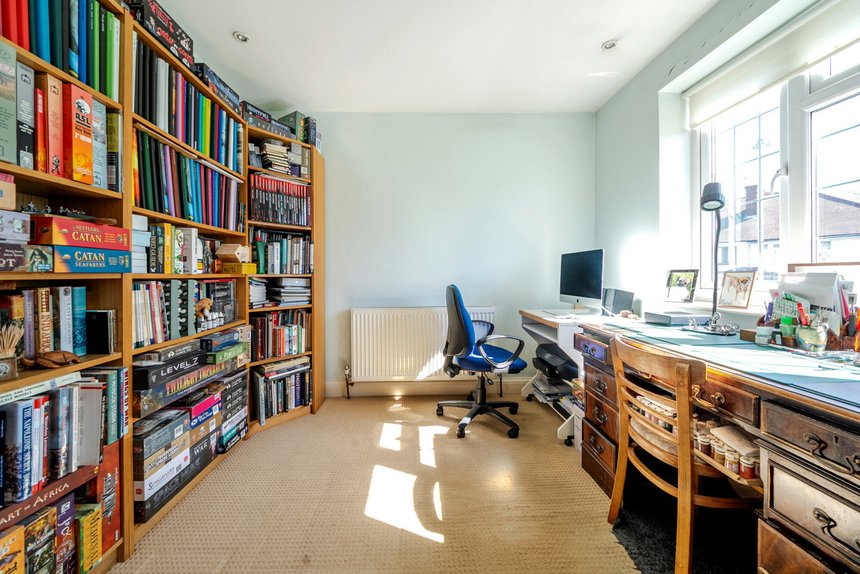 sold north way london 47118 - Gibbs Gillespie
