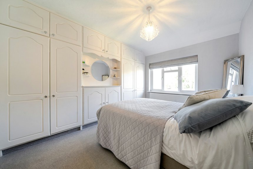 sold north way london 47118 - Gibbs Gillespie