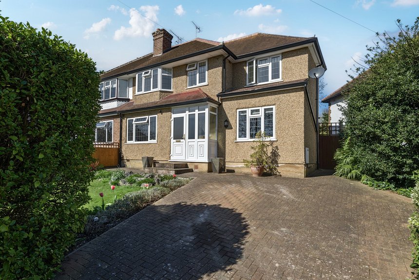 sold north way london 47118 - Gibbs Gillespie