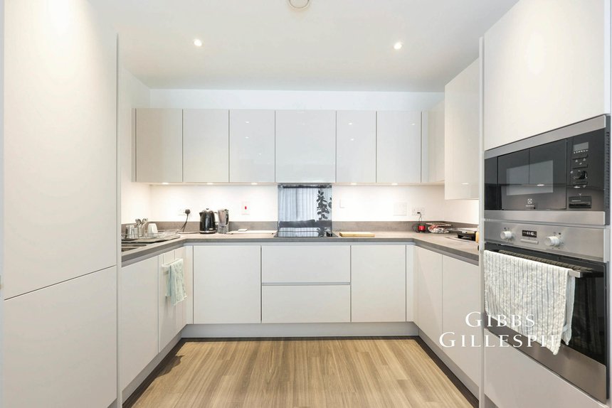 to let oxhey drive london 47166 - Gibbs Gillespie