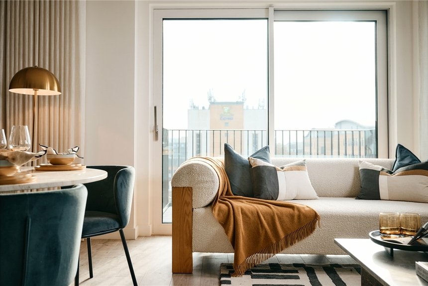 for sale the exchange london 47258 - Gibbs Gillespie