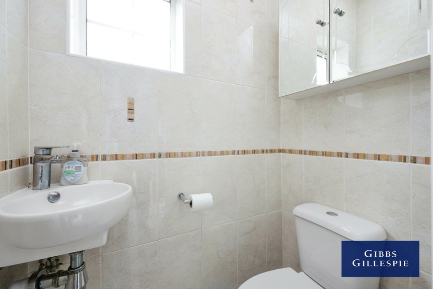 let agreed orchard view london 47396 - Gibbs Gillespie