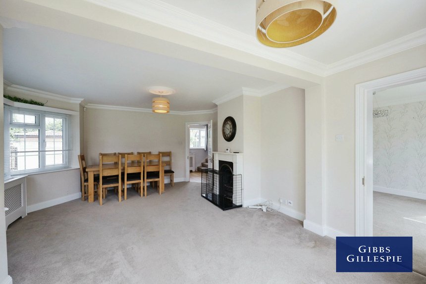 let agreed orchard view london 47396 - Gibbs Gillespie