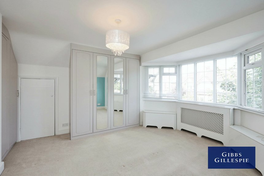 let agreed orchard view london 47396 - Gibbs Gillespie