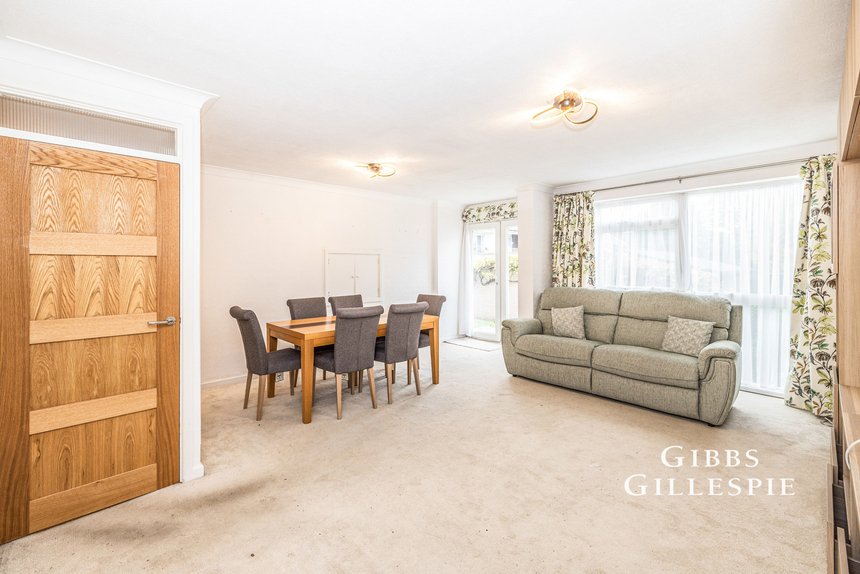 let garden court london 47447 - Gibbs Gillespie