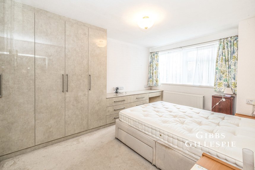 let garden court london 47447 - Gibbs Gillespie