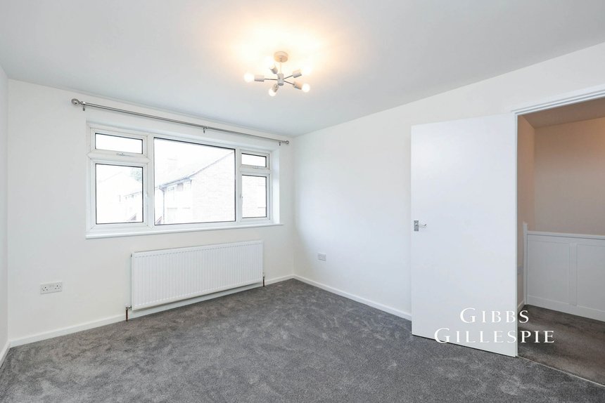 to let st. peters close london 47501 - Gibbs Gillespie