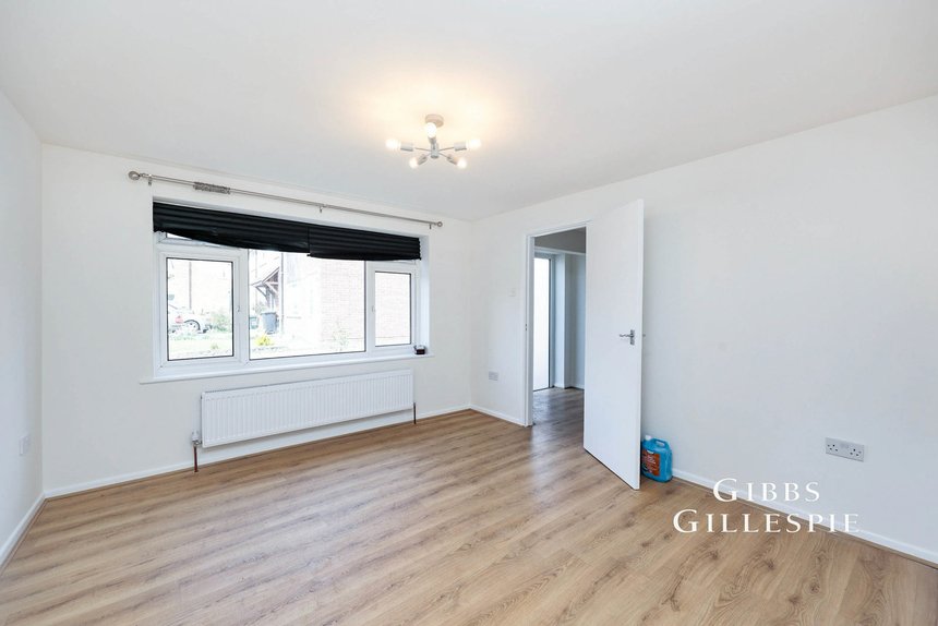 to let st. peters close london 47501 - Gibbs Gillespie
