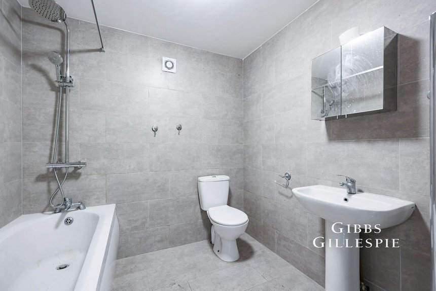 to let st. peters close london 47501 - Gibbs Gillespie