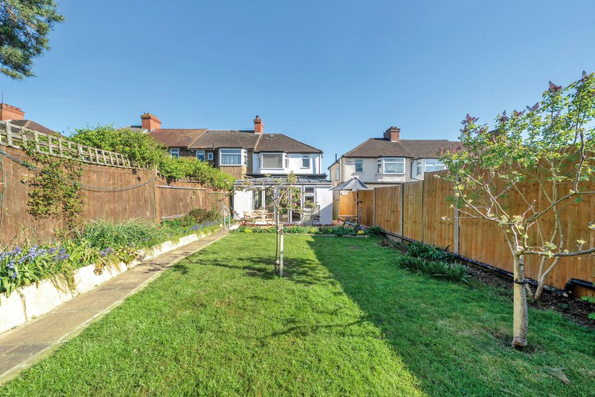 sold girton road london 48423 - Gibbs Gillespie