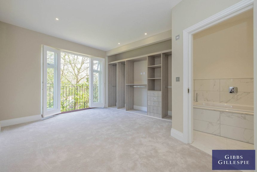 let ducks hill road london 48447 - Gibbs Gillespie