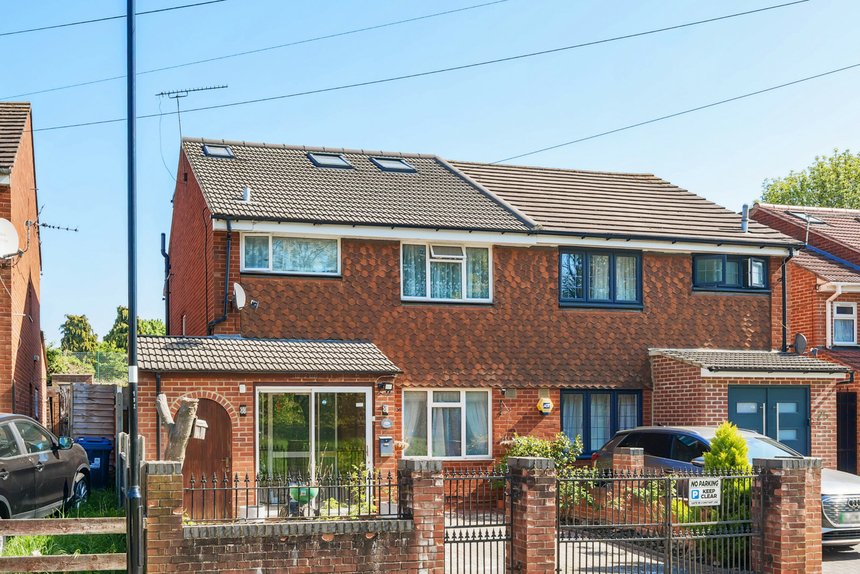 sold redcar close london 48542 - Gibbs Gillespie