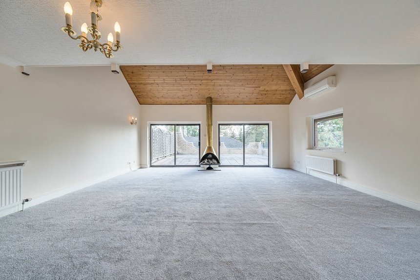 under offer carew road london 48559 - Gibbs Gillespie